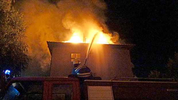 Кобна искра из поткровља